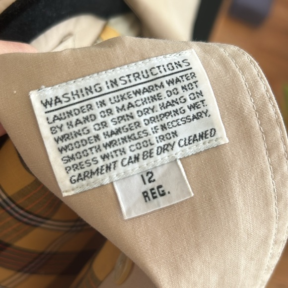 VINTAGE - Lord & Taylor Trench - Picture 7 of 7